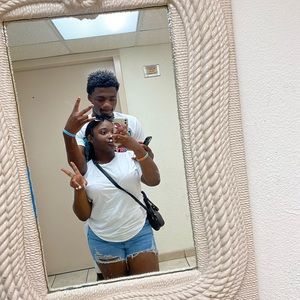 Meet your Posher, Tainya